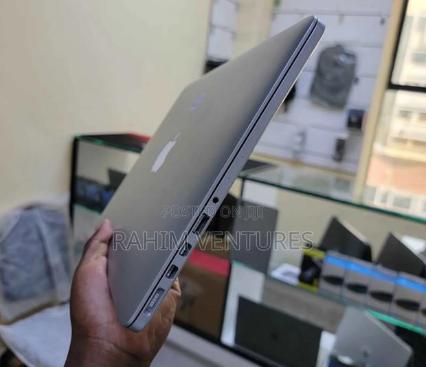 Laptop Apple MacBook Pro 2015 8GB Intel Core i5 SSD 256GB - thumbnail 3