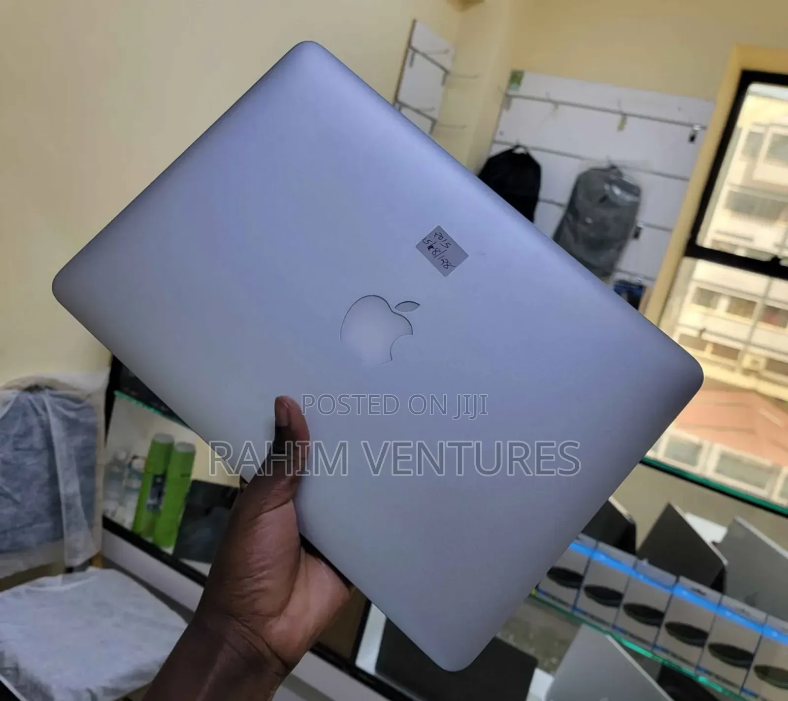 Laptop Apple MacBook Pro 2015 8GB Intel Core i5 SSD 256GB