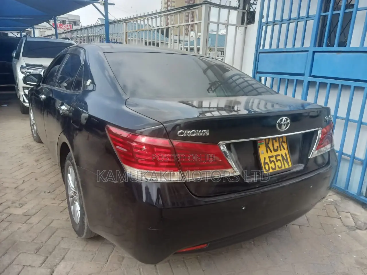 Toyota Crown 2013 Black