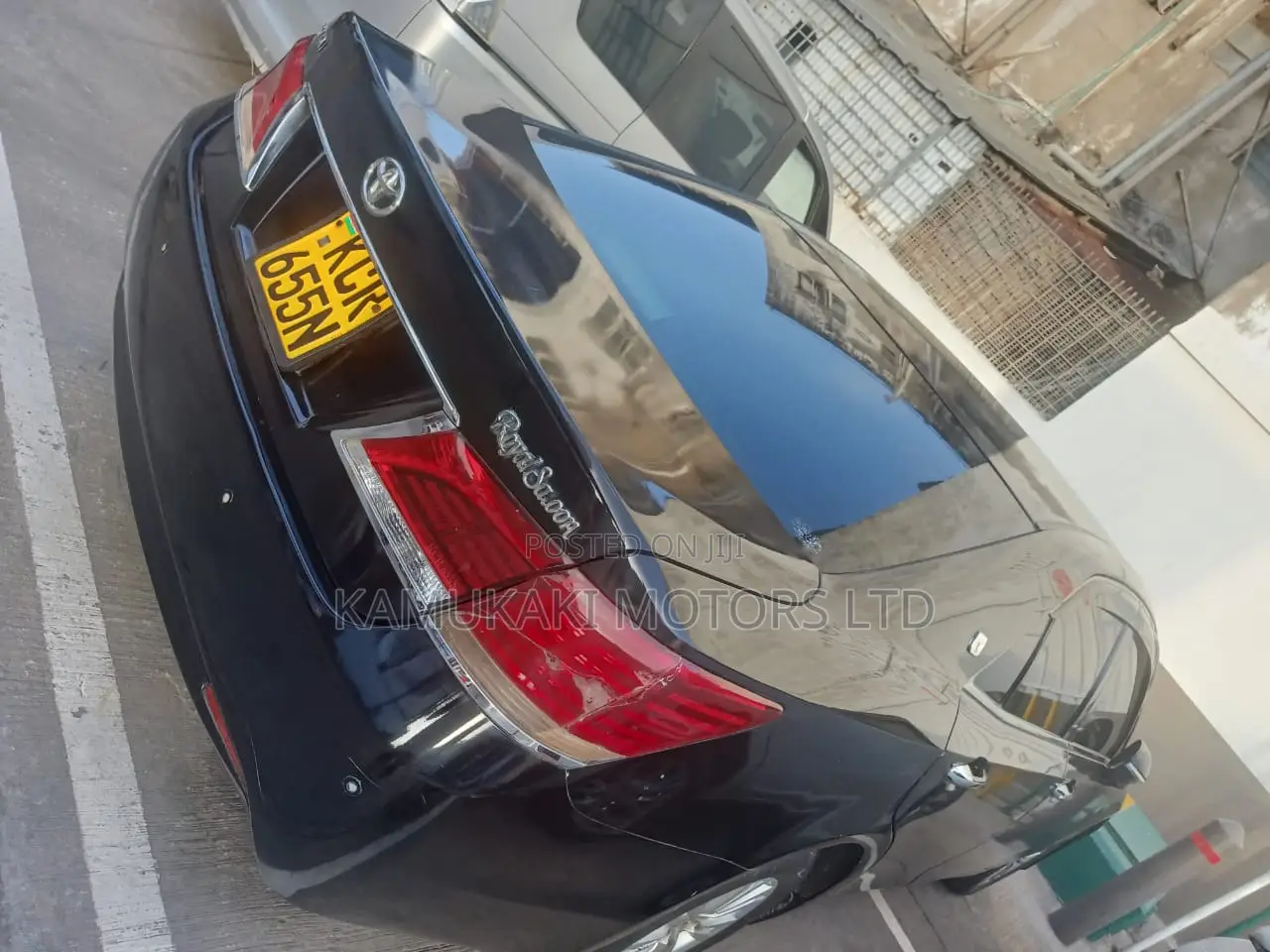 Toyota Crown 2013 Black