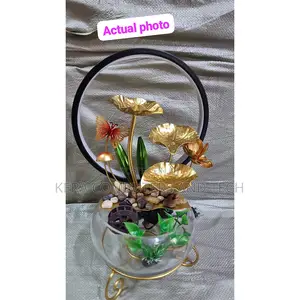 Elegant Led Electric Mini Water Fountain in a Clear Glass Pot