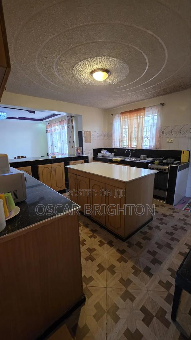 5bdrm Mansion in Chuna for sale - thumbnail 7