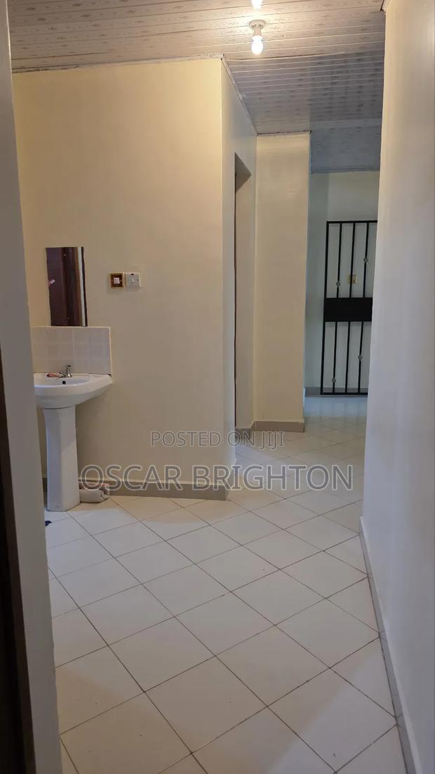 5bdrm Mansion in Chuna for sale - thumbnail 10