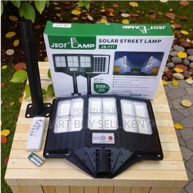 Large Capacity Inbuilt Battery 500w Watts Solar Street Light - main view