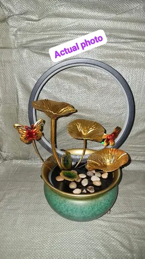 New Arrivalselegant Led Electric Mini Water Fountain in Metallic Pot
