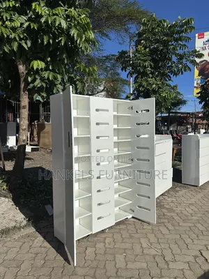 Modern Design Shoe Cabinet With Strong Build