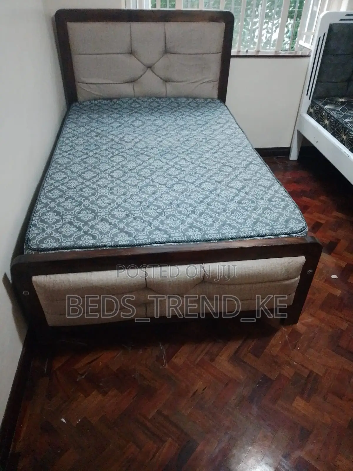 Fabulous 4 by 6 Mocket Bed