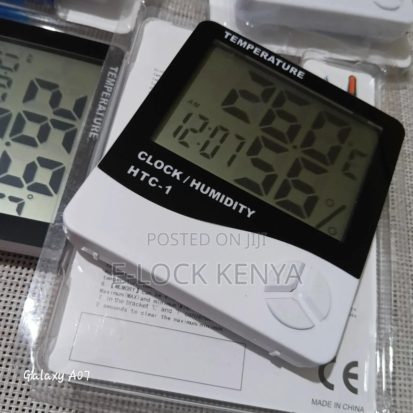 Storage House Temperature Humidity Clock