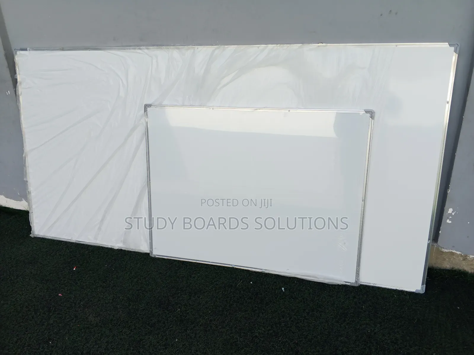 Classroom Whiteboard 8ftx4ft( 2.4mx1.2m) Spaciousenough for Teaching.