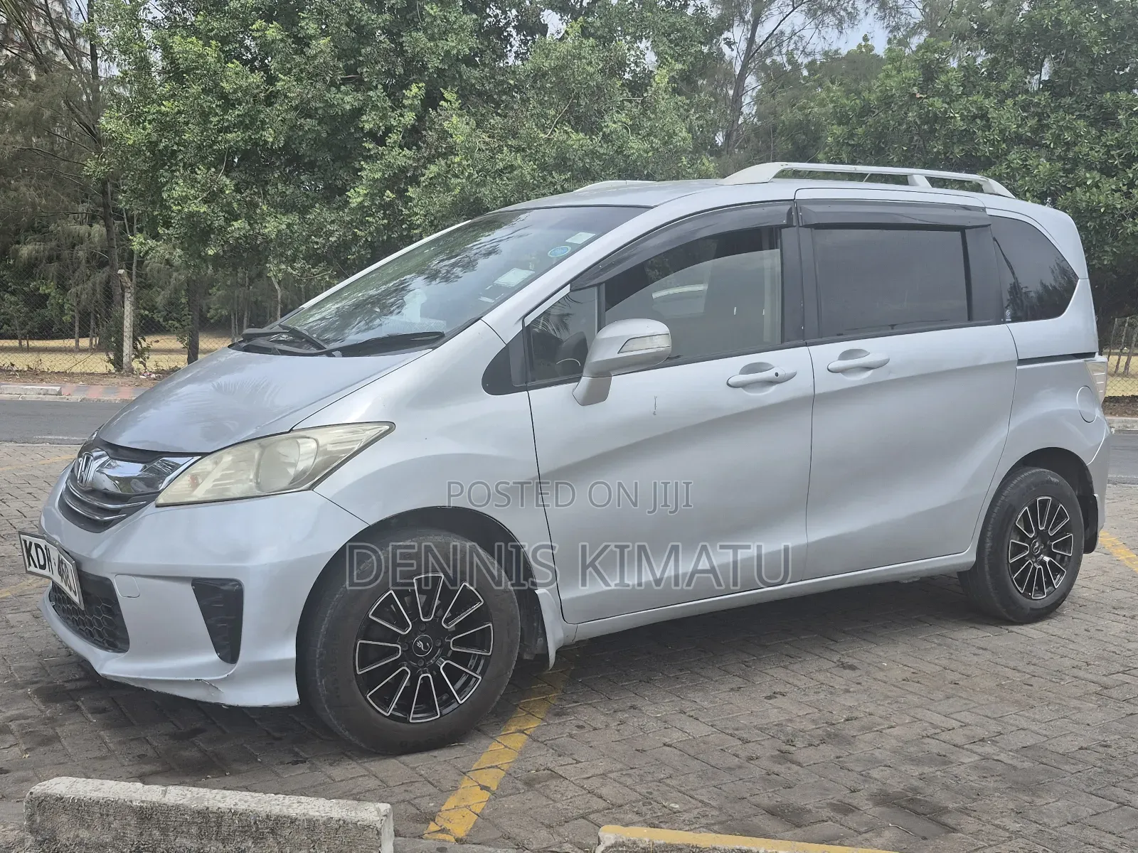 Honda Freed 2015 Silver