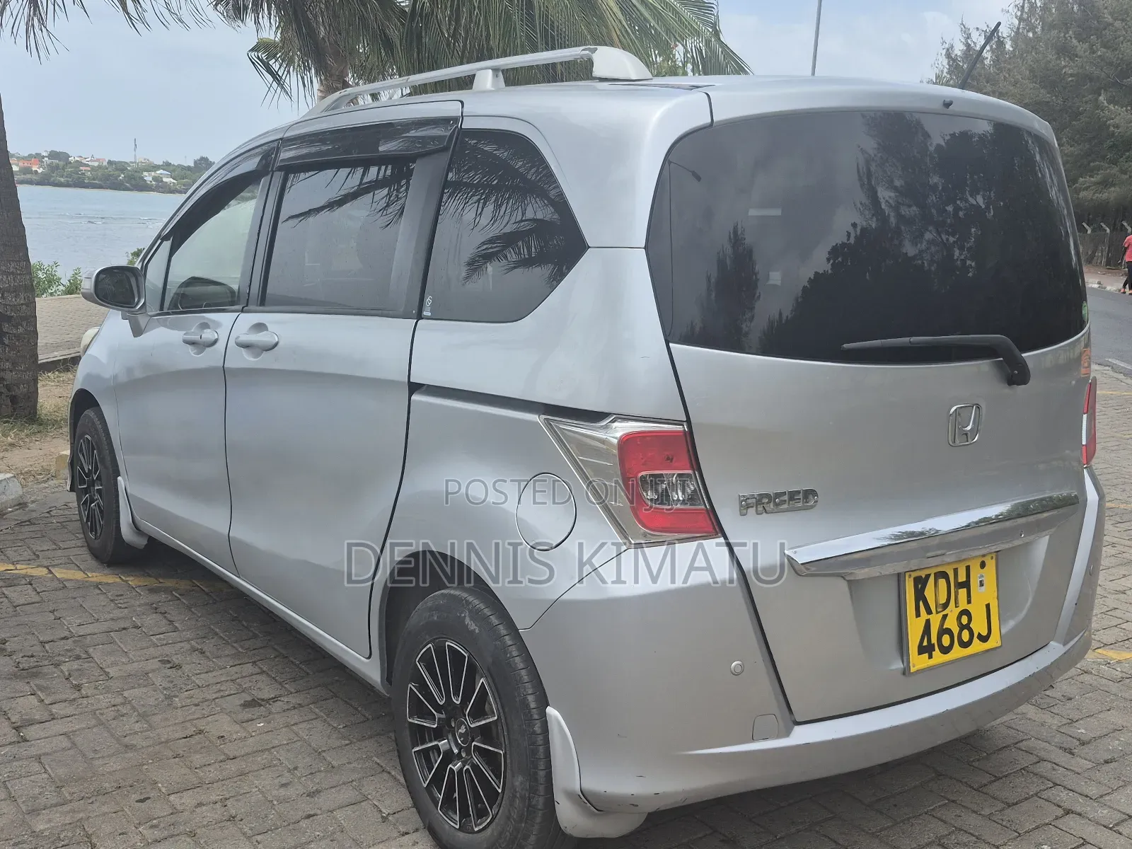 Honda Freed 2015 Silver