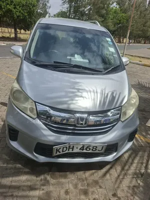 Honda Freed 2015 Silver