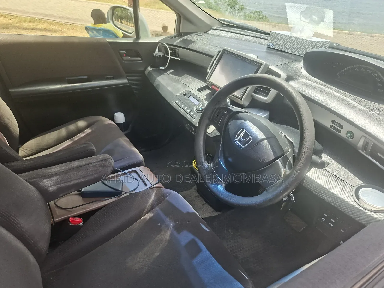 Honda Freed 2015 Silver