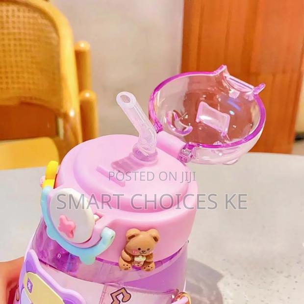 Cute Kids Water Bottles✔Capacity -600ml
✔Safety Lock - thumbnail 2