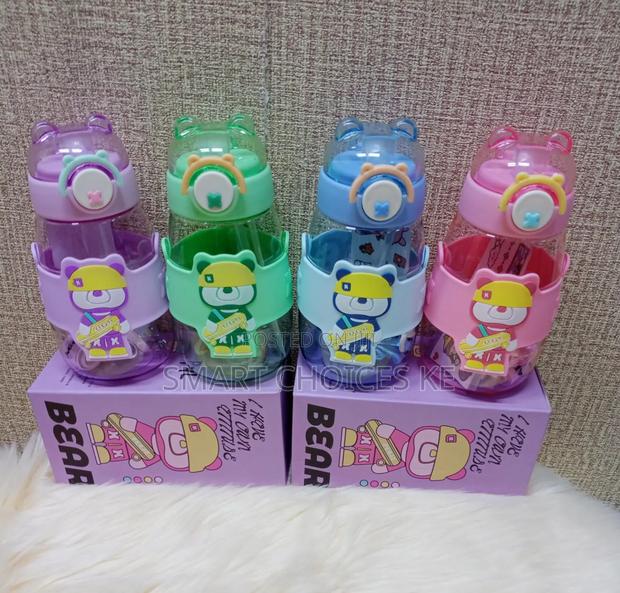 Cute Kids Water Bottles✔Capacity -600ml
✔Safety Lock - thumbnail 4