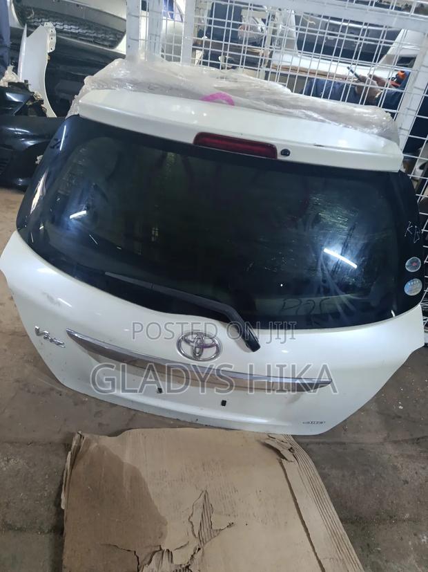 Ex Japan Boot for Vitz Jewella on Sale