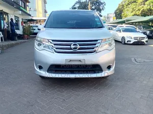 Nissan Serena 2016 Silver