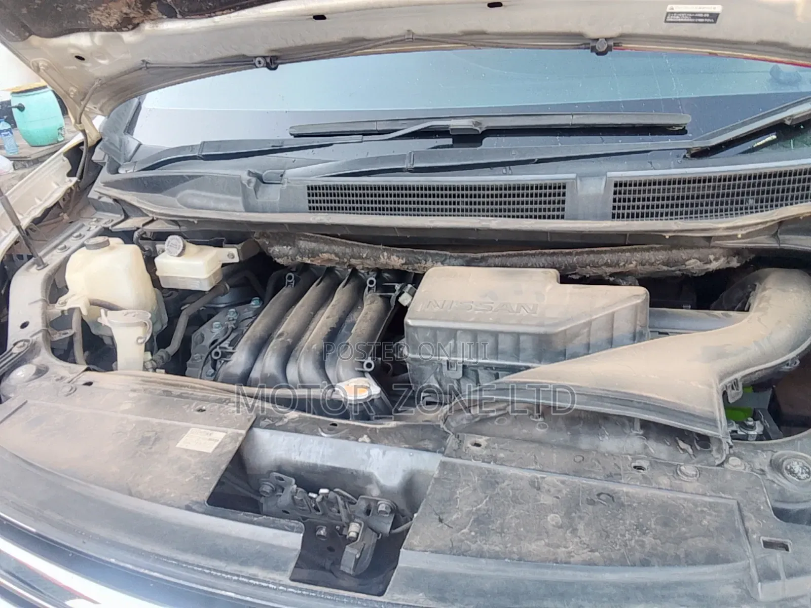 Nissan Serena 2016 Silver