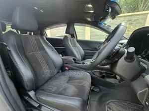 Honda Vezel 1.5 Hybrid 2WD 2019 Gray