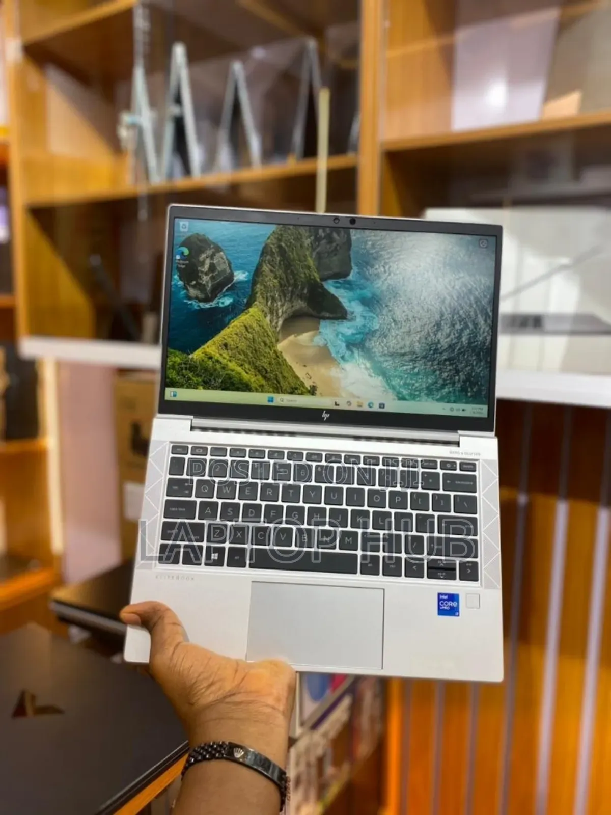 Laptop HP EliteBook 830 G8 32GB Intel Core I7 SSD 256GB