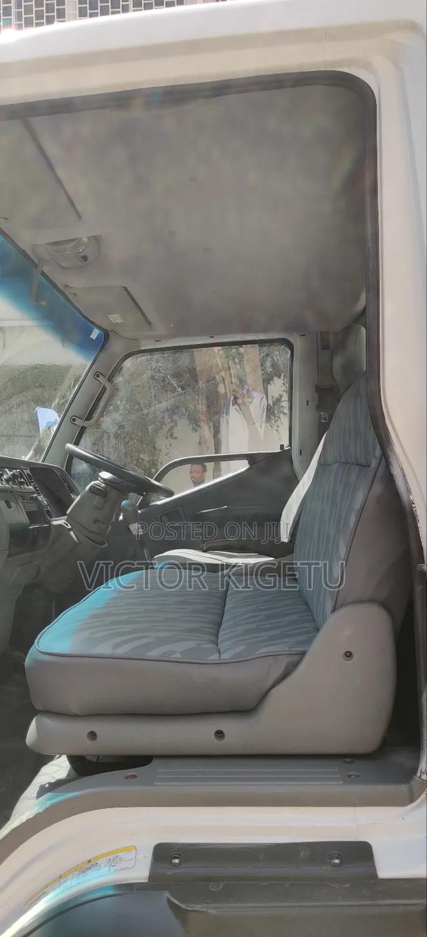 Mitsubishi Fh215 - thumbnail 9