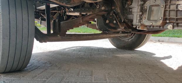 Mitsubishi Fh215 - thumbnail 17