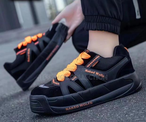 Naked Wolfe - main view