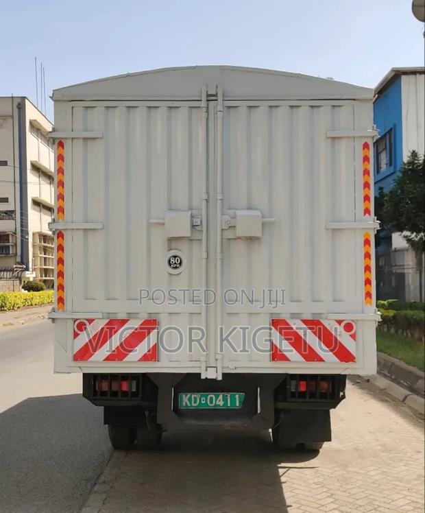 Mitsubishi Fh215 - thumbnail 5