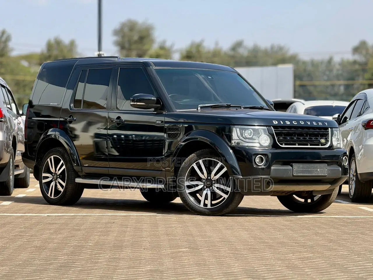 Land Rover Discovery 2015
