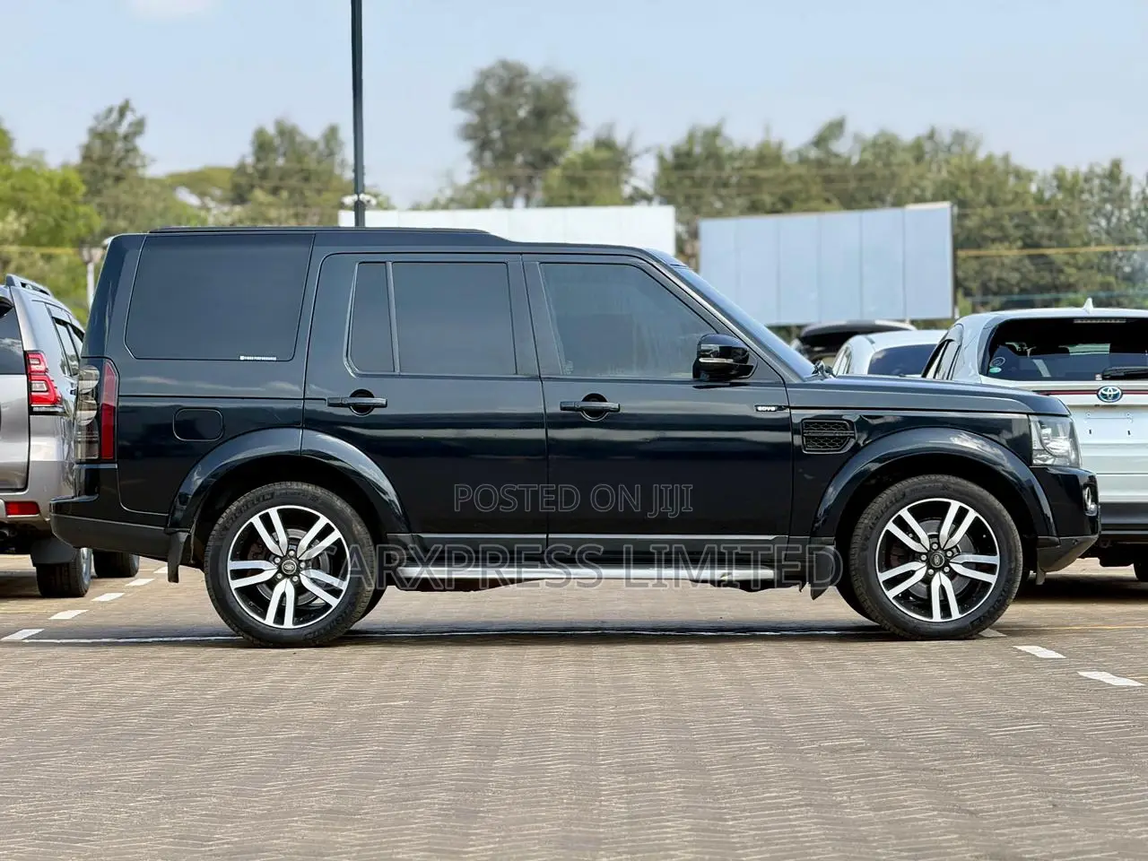 Land Rover Discovery 2015