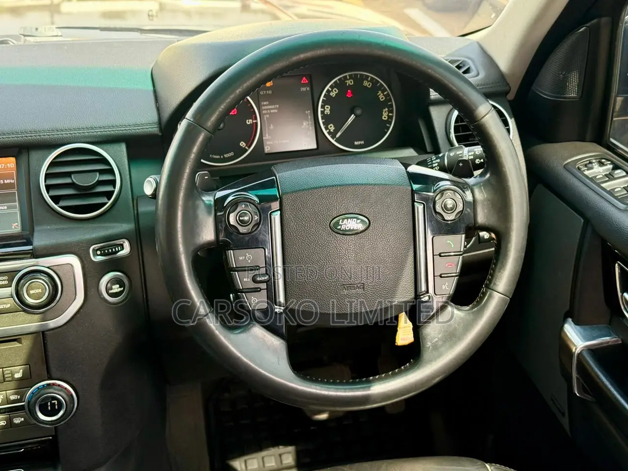 Land Rover Discovery 2015