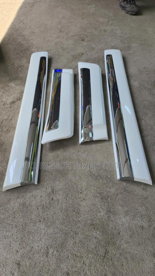 V8 200 Series Body Mouldings - thumbnail 4