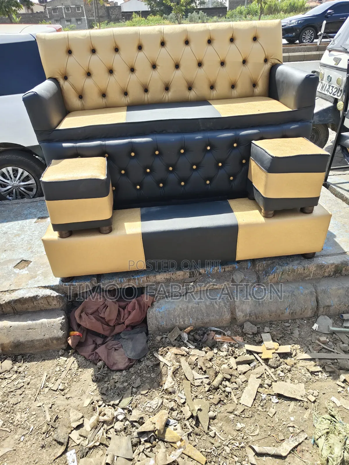 Salon Pedicure Nail Seats, Gold and Black