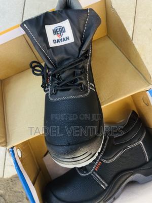 Safetyboots - main view