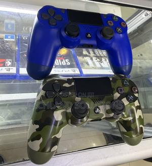 Like New Original Ps4 Wireless Pad - thumbnail 2