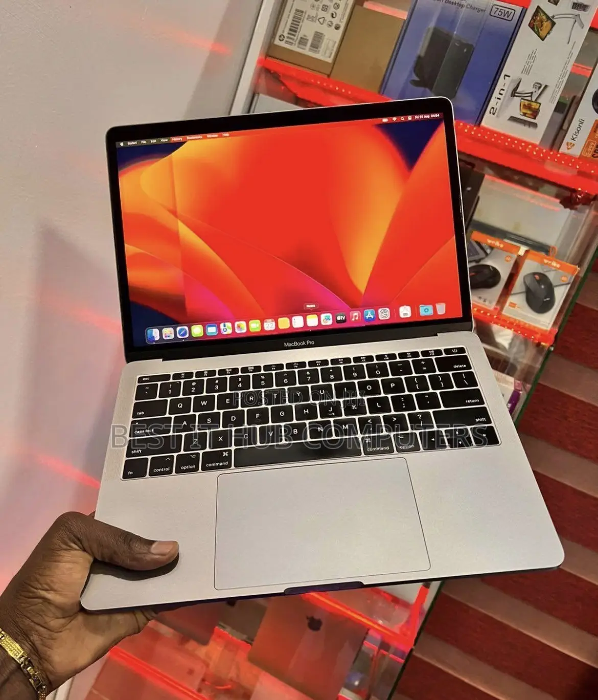 Laptop Apple MacBook Pro 2015 8GB Intel Core i5 SSD 256GB