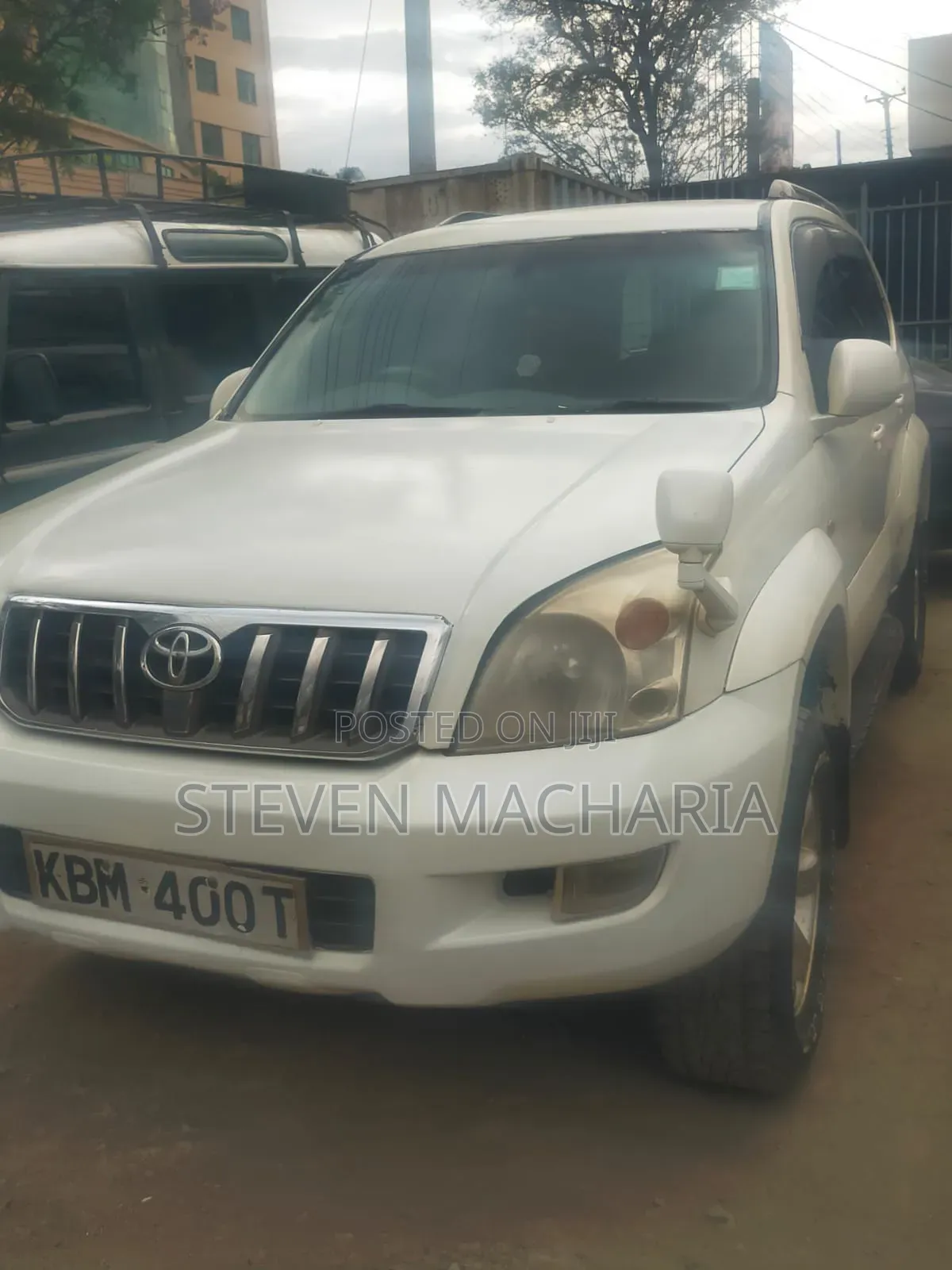 Toyota Land Cruiser 2005 White