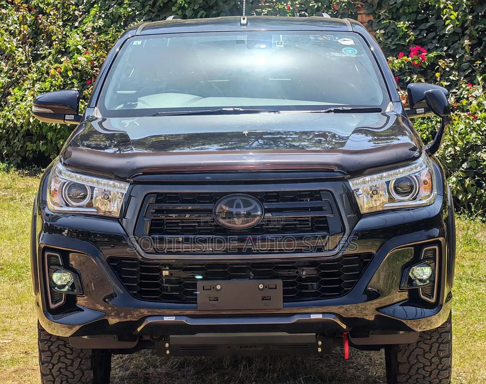 Toyota Hilux Revo Smart Cab Deisel 2.4 AWD 2019 Black