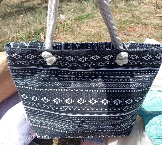 Rope Straps Tote Bags - thumbnail 3