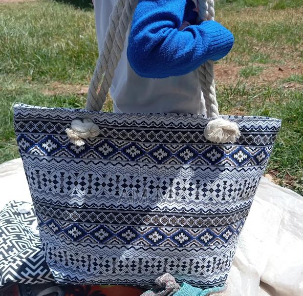 Rope Straps Tote Bags - thumbnail 4