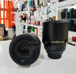 Nikon Af-S Vr Micro-Nikkor 105mm F/2.8g if-Ed Lens