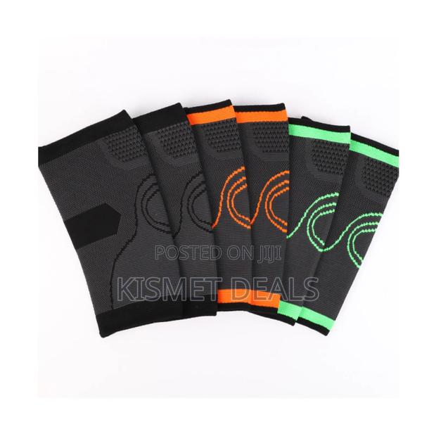 Elbow Brace Support Sleeve With Adjustable Straps - thumbnail 7