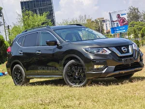 Nissan X-Trail 2.0 Petrol AWD 2019 Green