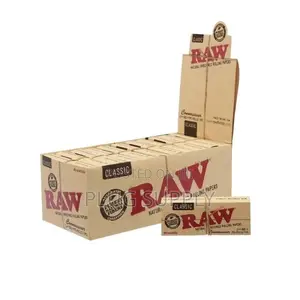 Raw Connoisseur 1 1/4 Medium Size Papers + Tips