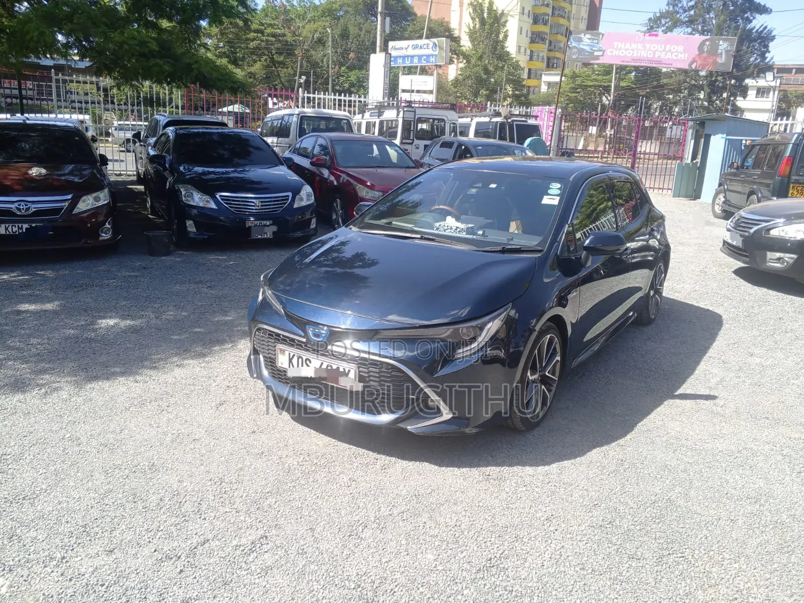 Toyota Corolla SE (1.8L 4cyl 2A) 2018 Blue