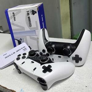 Plug and Retro Play Wireless Retro Game Console Output and 2.4ghz - thumbnail 2