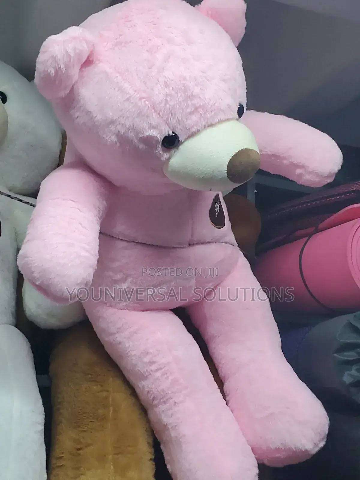 Giant Teddy Bears
