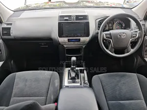 Toyota Land Cruiser Prado 2.8 2020 Black