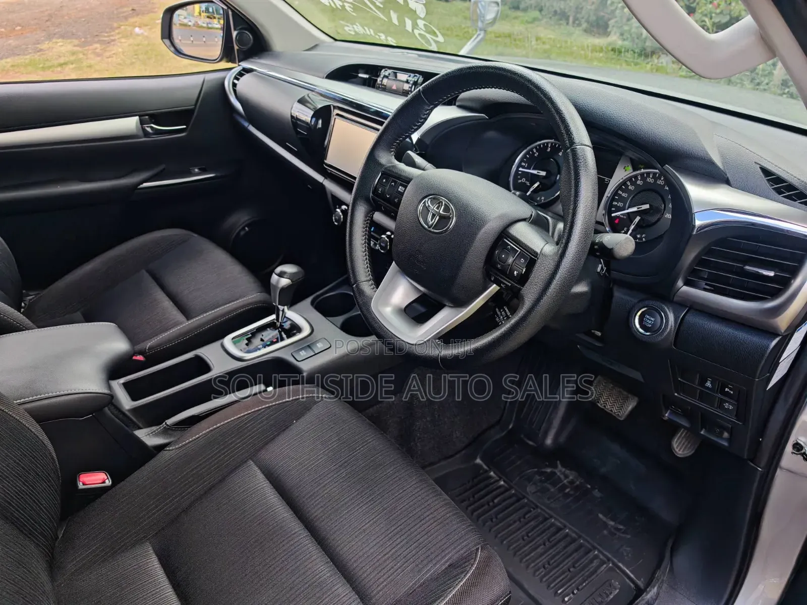 Toyota Hilux Revo Smart Cab Deisel 2.4 AWD 2020 Silver