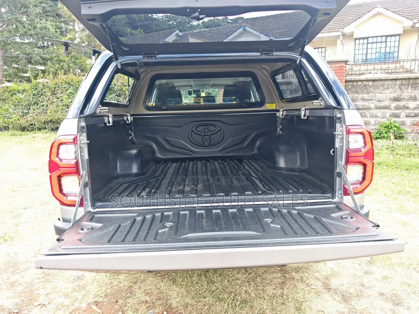 Toyota Hilux Revo Smart Cab Deisel 2.4 AWD 2020 Silver